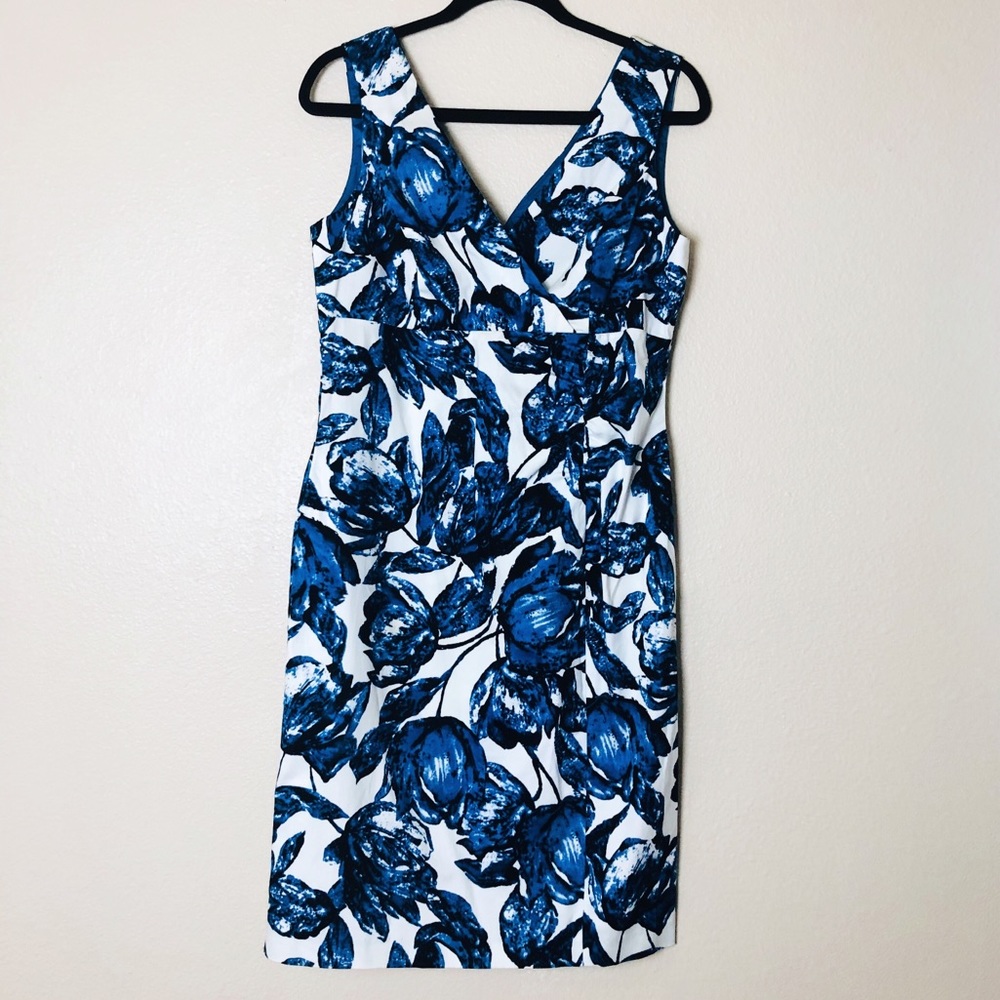 Donna Ricco Blue and White Rose Dress size 10